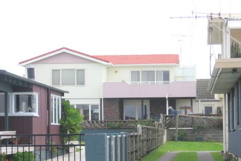Photo of property in 4/186 Marine Parade, Mount Maunganui, 3116