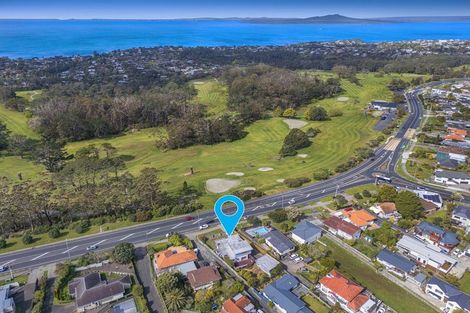 Photo of property in 330 East Coast Road, Sunnynook, Auckland, 0632