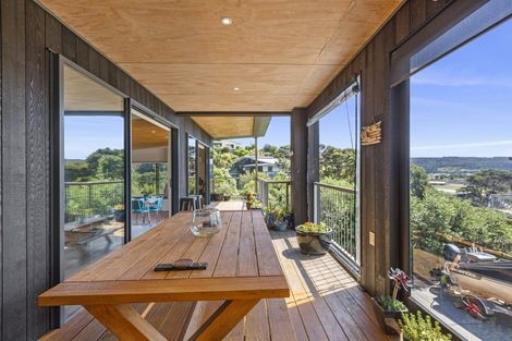 Photo of property in 21 Seabreeze Way, Raglan, 3225