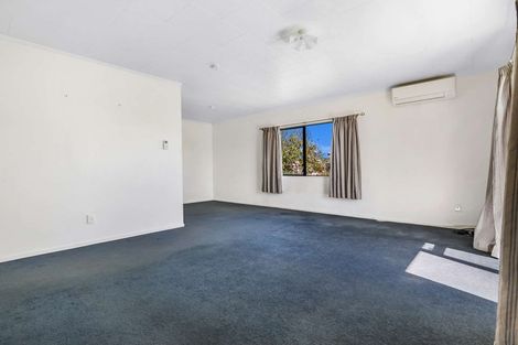 Photo of property in 2 Walton Place, Ngatea, 3503