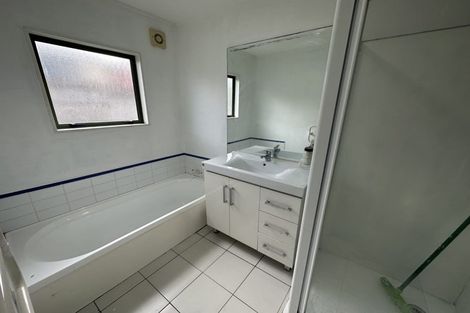 Photo of property in 1/154 Rathgar Road, Henderson, Auckland, 0610