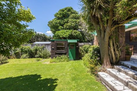 Photo of property in 12 Observatory Close, Whitby, Porirua, 5024