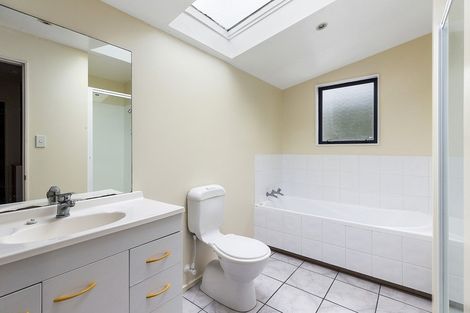 Photo of property in 15 Ira Street, Miramar, Wellington, 6022