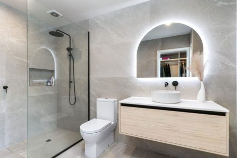 Photo of property in 10a Memorial Avenue, Ilam, Christchurch, 8053