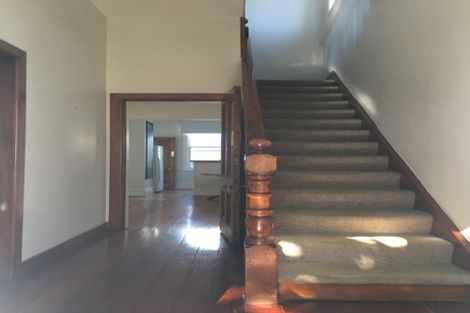 Photo of property in 13 Myrtle Crescent, Mount Cook, Wellington, 6021