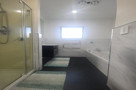 Photo of property in 11 Lorelei Place, Opaheke, Papakura, 2113