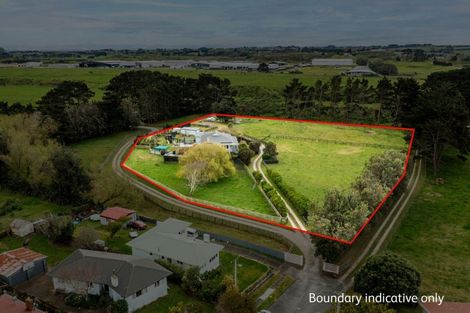 Photo of property in 21 Glenn Street, Castlecliff, Whanganui, 4501
