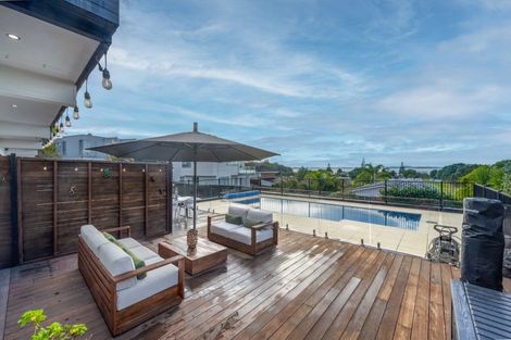 Photo of property in 14a Mccrystal Avenue, Bucklands Beach, Auckland, 2012