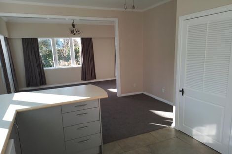 Photo of property in 16 Hardy Street, Waterloo, Lower Hutt, 5011