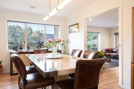 Photo of property in 21 Winsley Terrace, Churton Park, Wellington, 6037