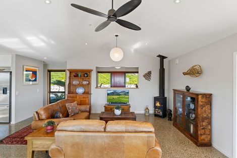 Photo of property in 35 Amber Rise, Tasman, Upper Moutere, 7173