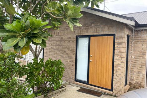 Photo of property in 69a/3 Chivalry Road, Glenfield, Auckland, 0629
