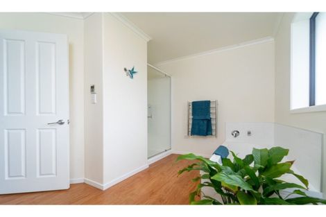 Photo of property in 27 Carrington Drive, Carterton, 5713