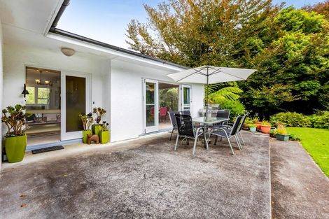 Photo of property in 1 High Road, Hawera, 4610