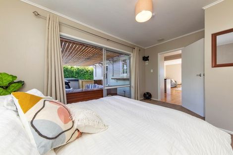 Photo of property in 18a Gilliam Street, New Lynn, Auckland, 0600
