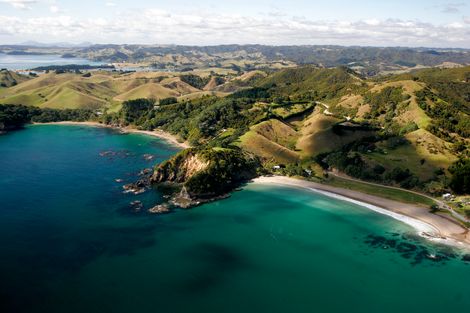 Photo of property in 354 Rockell Road, Whananaki, Hikurangi, 0181
