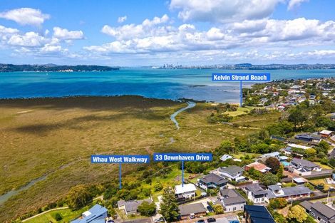 Photo of property in 33 Dawnhaven Drive, Te Atatu Peninsula, Auckland, 0610