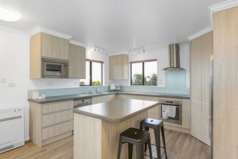 Photo of property in 2 Beverley Place, Waverley, Dunedin, 9013