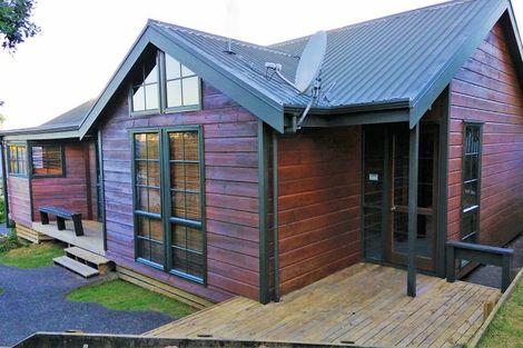 Photo of property in 2/16 Corunna Road, Milford, Auckland, 0620