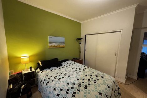 Photo of property in Devonport Apartments, 23/127 Saint Aubyn Street, New Plymouth, 4310
