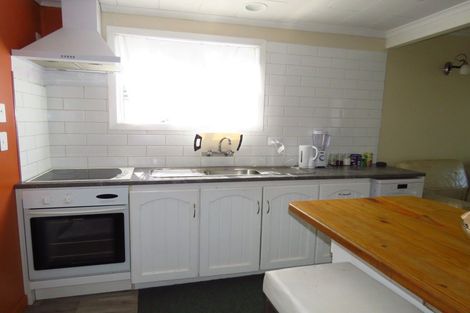 Photo of property in 5 Fonblanque Street, Westport, 7825