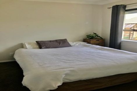 Photo of property in 2/44 Meadway, Sunnyhills, Auckland, 2010
