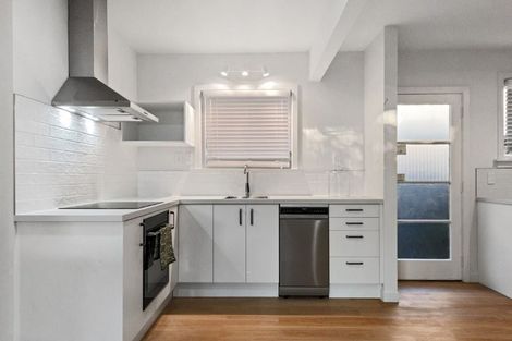 Photo of property in 6 Brougham Street, Addington, Christchurch, 8024