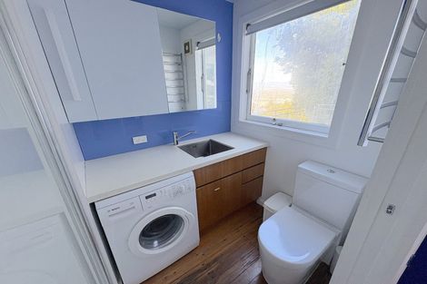 Photo of property in 69 Moana Road, Kelburn, Wellington, 6012