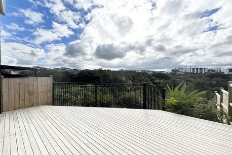 Photo of property in 3 Kuaha Road, Massey, Auckland, 0614