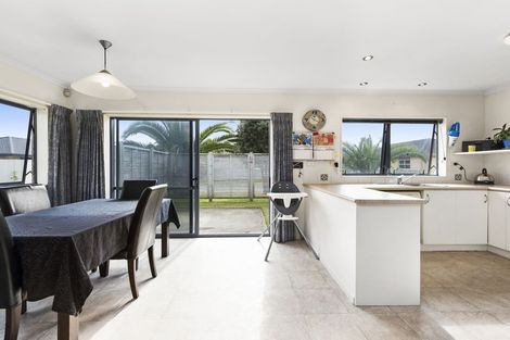 Photo of property in 32 Parewaitai Court, Papamoa Beach, Papamoa, 3118