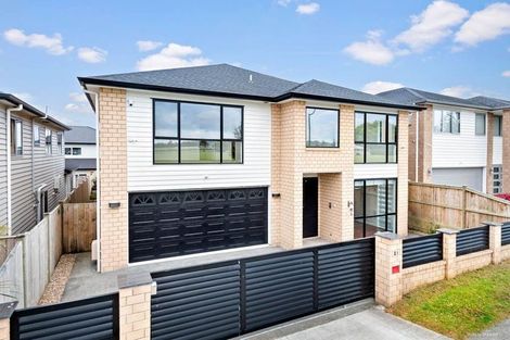 Photo of property in 21 Cranford Drive, Flat Bush, Auckland, 2019