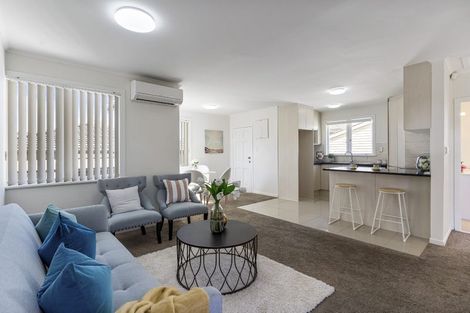 Photo of property in 69 Russell Road, Manurewa, Auckland, 2102