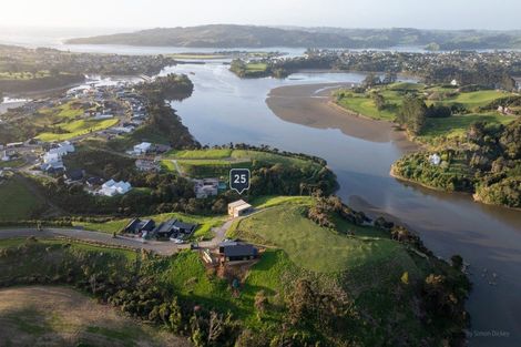 Photo of property in 25 Ruruhi Street, Raglan, 3225
