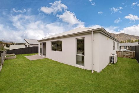 Photo of property in 39 Walton Way, Lower Shotover, Queenstown, 9304