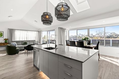 Photo of property in 143 Arataki Road, Havelock North, 4130