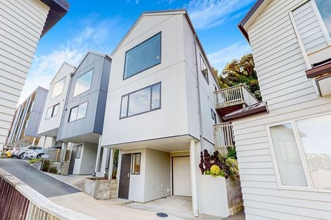 Photo of property in 14/104u Maupuia Road, Maupuia, Wellington, 6022