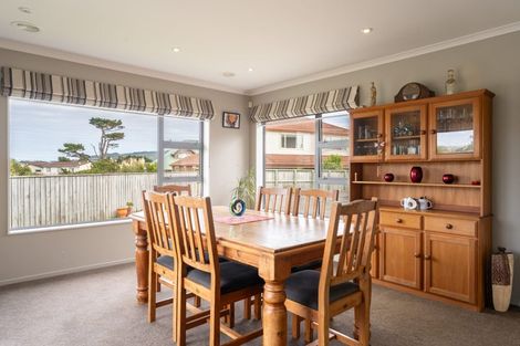 Photo of property in 178 Mark Avenue, Grenada Village, Wellington, 6037