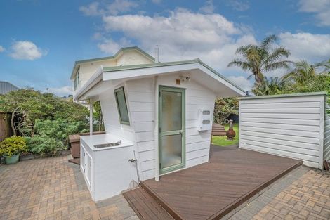 Photo of property in 19 Martin Place, Cooks Beach, Whitianga, 3591