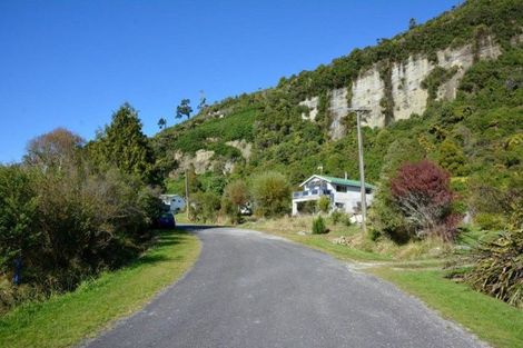 Photo of property in 13 Nikau Heights, Little Wanganui, Karamea, 7893