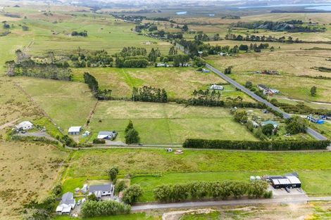 Photo of property in 331 South Head Road, South Head, Helensville, 0874