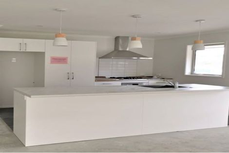 Photo of property in 26 Mooring Close, Whitby, Porirua, 5024