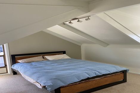 Photo of property in 58 Shetland Street, Glen Eden, Auckland, 0602