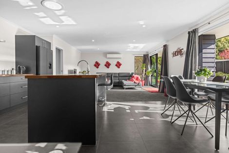 Photo of property in 32 Oak Ridge Drive, Te Awamutu, 3800