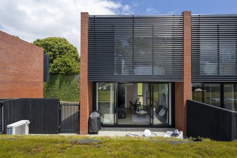 Photo of property in 1a/3 Park Rise, Campbells Bay, Auckland, 0630