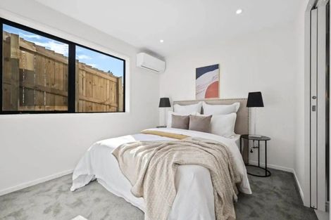 Photo of property in 7b Maroubra Place, Botany Downs, Auckland, 2010