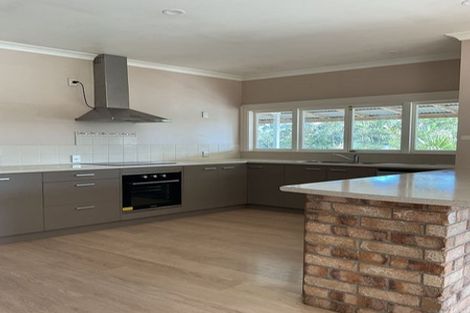 Photo of property in 305 Paparata Road, Bombay, 2675