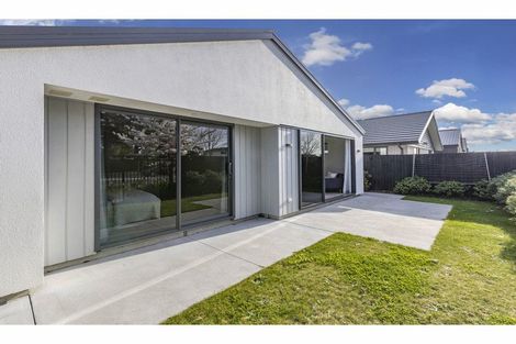 Photo of property in 16 Horoeka Street, Avonhead, Christchurch, 8042