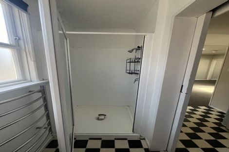 Photo of property in 5 Wha Street, Lyall Bay, Wellington, 6022