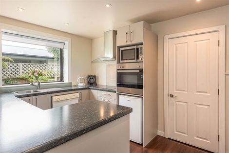 Photo of property in 25 Celia Street, Redcliffs, Christchurch, 8081