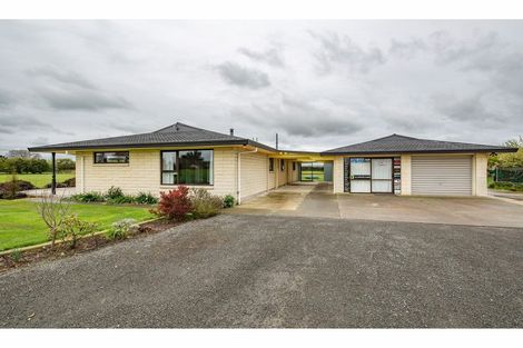 Photo of property in 381 Rangiora Woodend Road, Waikuku, Rangiora, 7473